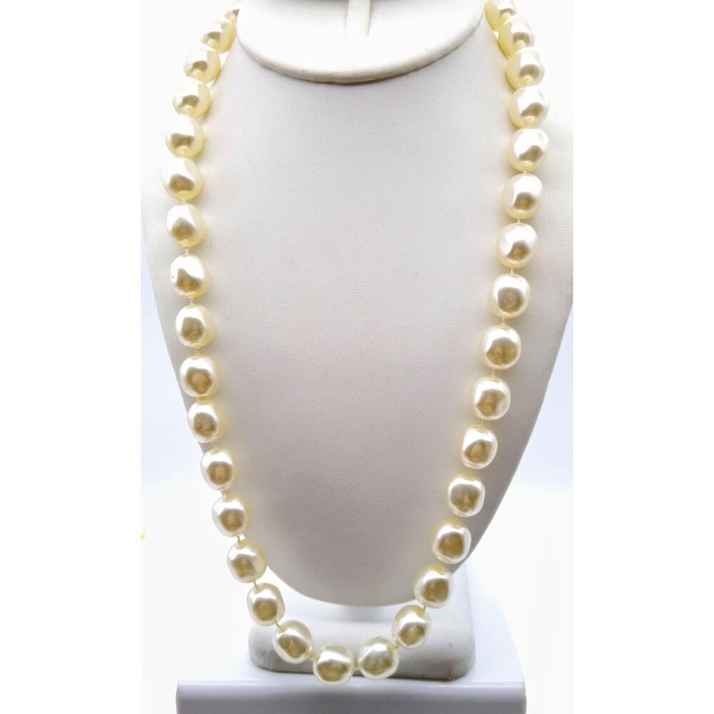 Baroque Faux Pearl Strand Necklace, Vintage Lustrous Cream Colored Beads